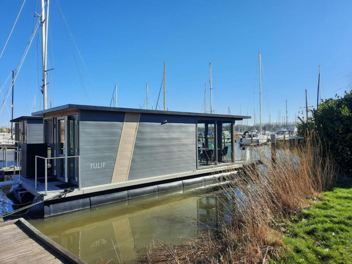 Waterfront Houseboat Near The Centre Hotel Monnickendam Luaran gambar