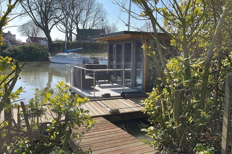 Waterfront Houseboat Near The Centre Hotel Monnickendam Luaran gambar